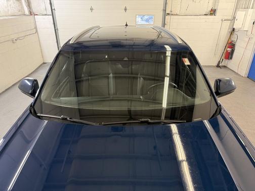 Tourmaline Blue Metallic 2021 Volkswagen Atlas Cross Sport 2.0T SEL