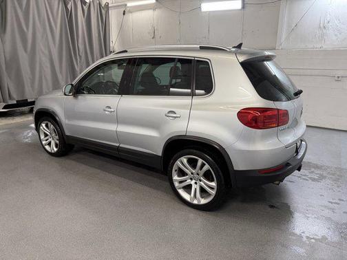 2012 Volkswagen Tiguan SE