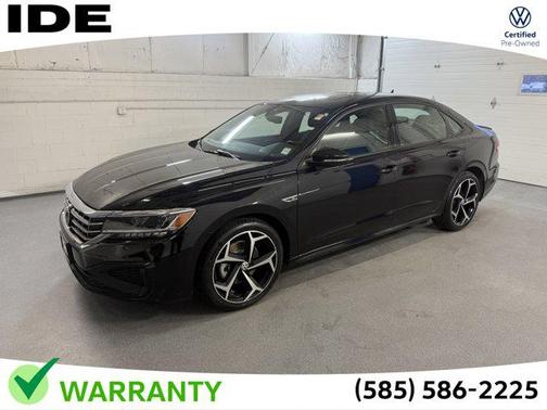 2022 Volkswagen Passat 2.0T R-Line