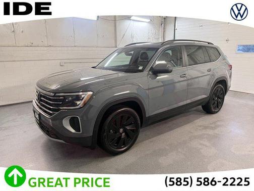 2025 Volkswagen Atlas 2.0T SE w/Technology