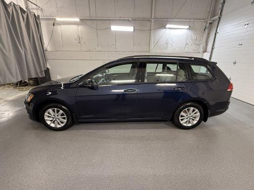 2017 Volkswagen Golf SportWagen TSI S