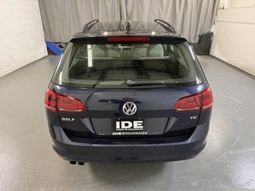 2017 Volkswagen Golf SportWagen TSI S