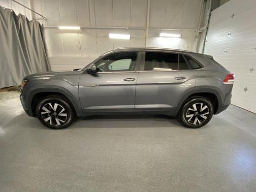 2021 Volkswagen Atlas Cross Sport 2.0T SE