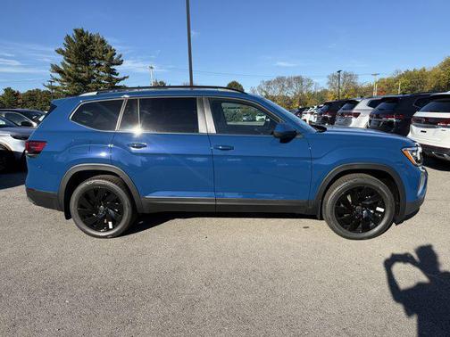 2026 Volkswagen Atlas 2.0T SE w/Technology 4MOTION