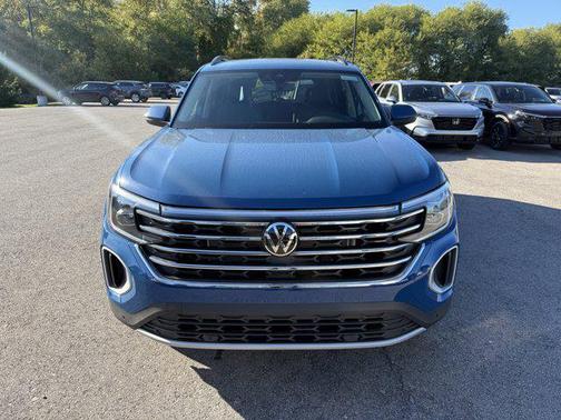 2026 Volkswagen Atlas 2.0T SE w/Technology 4MOTION