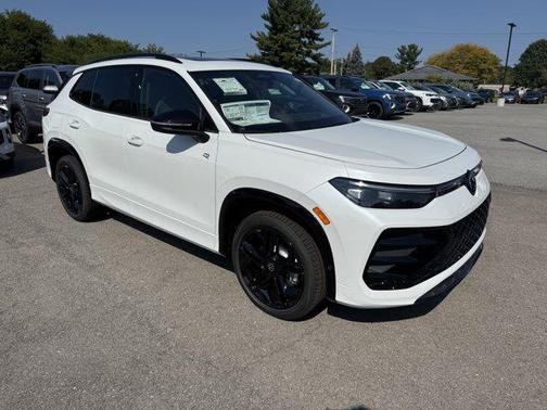 2025 Volkswagen Tiguan 2.0T SE R-Line Black 4MOTION