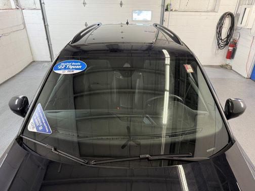 2022 Volkswagen Tiguan 2.0T SE R-Line Black 4MOTION