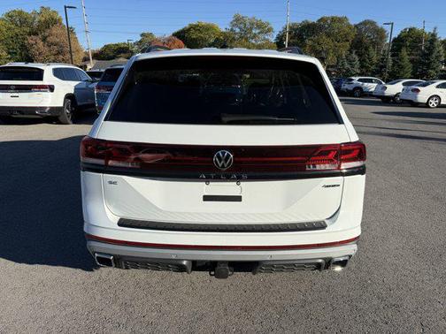2025 Volkswagen Atlas 2.0T Peak Edition