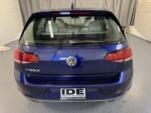 2018 Volkswagen e-Golf SEL Premium