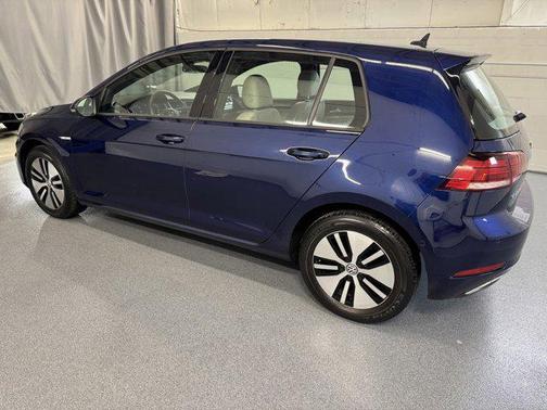 2018 Volkswagen e-Golf SEL Premium