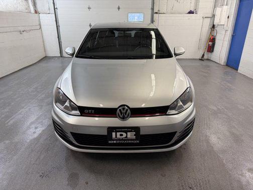 2017 Volkswagen Golf GTI 2.0T S 4-Door