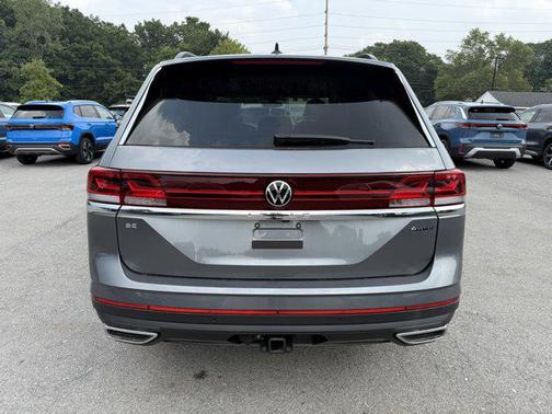 2025 Volkswagen Atlas 2.0T SE w/Technology 4MOTION