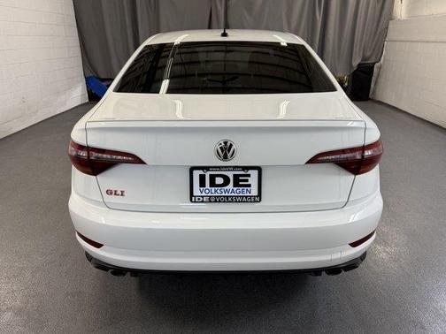 2019 Volkswagen Jetta GLI 2.0T S