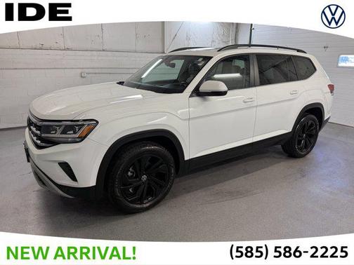 2022 Volkswagen Atlas 2.0T SE w/Technology