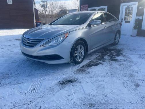 Radiant Silver Metallic 2014 Hyundai SONATA GLS
