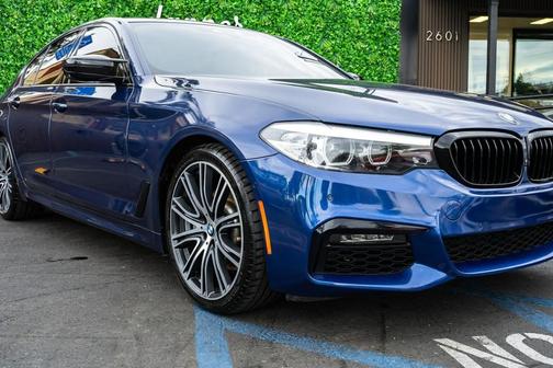 2019 BMW 540 i
