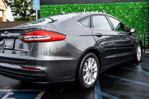 2020 Ford Fusion Hybrid SEL