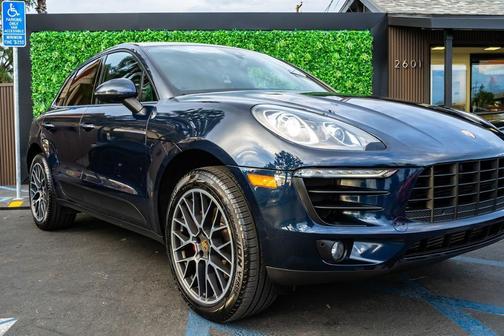 2018 Porsche Macan 