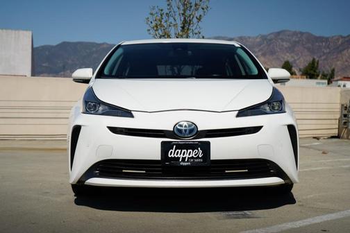 2019 Toyota Prius L