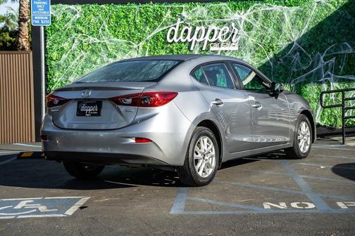 2015 Mazda Mazda3 i Touring