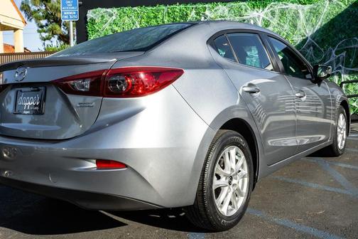 2015 Mazda Mazda3 i Touring