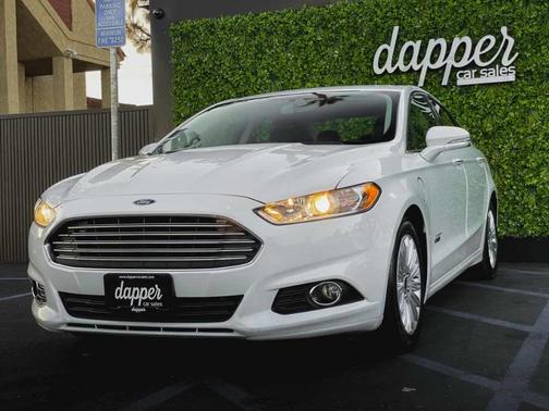 2016 Ford Fusion Energi SE Luxury