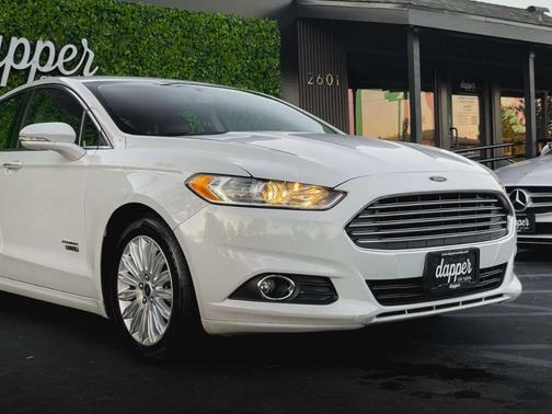 2016 Ford Fusion Energi SE Luxury