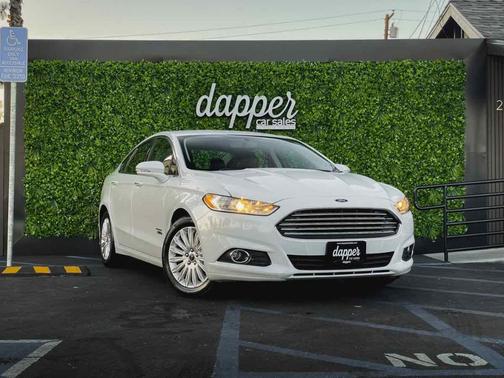 2016 Ford Fusion Energi SE Luxury