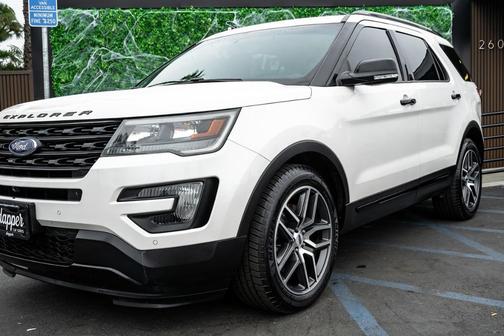 2016 Ford Explorer Sport