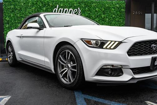 2015 Ford Mustang EcoBoost Premium