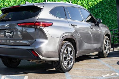 2020 Toyota Highlander XLE