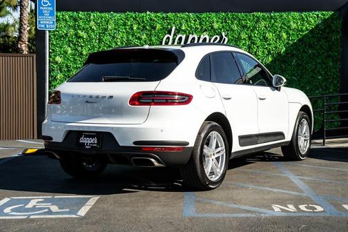 2018 Porsche Macan 