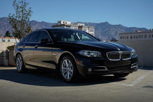 2016 BMW 528 i