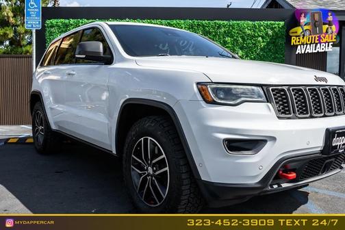 Bright White Clearcoat 2017 Jeep Grand Cherokee Trailhawk