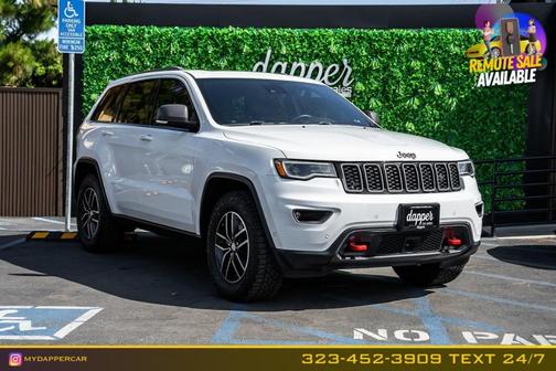 Bright White Clearcoat 2017 Jeep Grand Cherokee Trailhawk