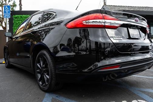 2018 Ford Fusion Energi SE Luxury