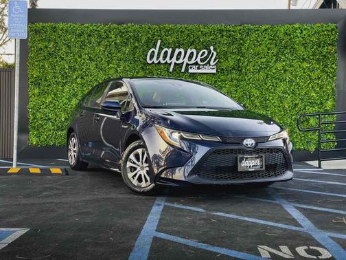 2020 Toyota Corolla Hybrid LE