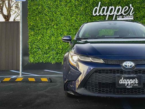 2020 Toyota Corolla Hybrid LE