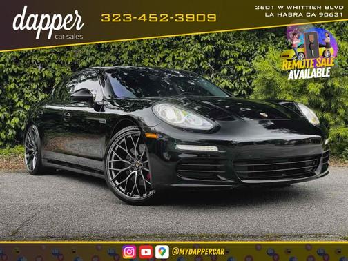 2015 Porsche Panamera 4