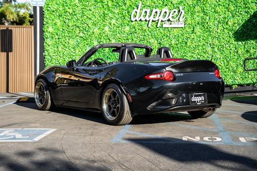 2023 Mazda MX-5 Miata Sport