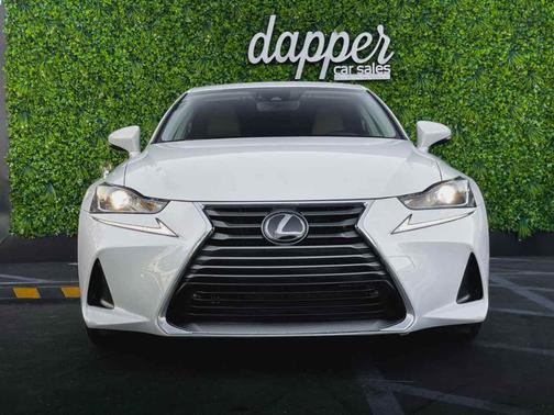 2018 Lexus IS 300 Base