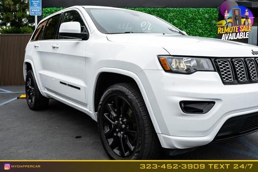 Bright White Clearcoat 2021 Jeep Grand Cherokee Laredo X