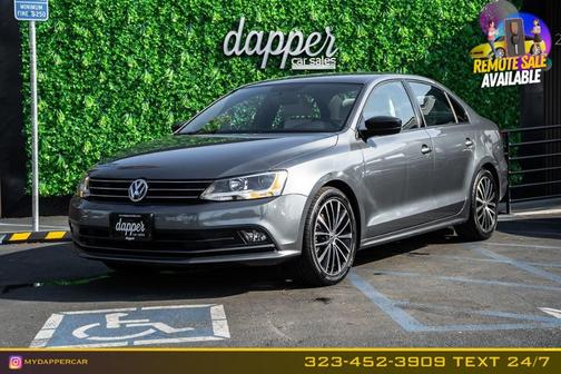 Platinum Gray Metallic 2016 Volkswagen Jetta 1.8T Sport
