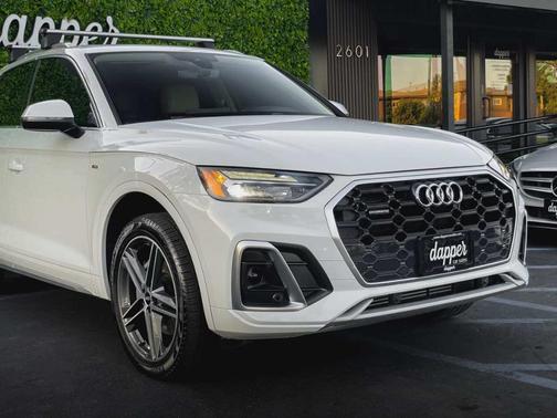 2021 Audi Q5 e 55 Premium