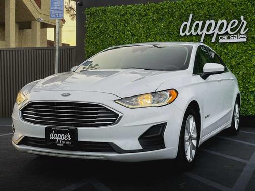 2019 Ford Fusion Hybrid SE