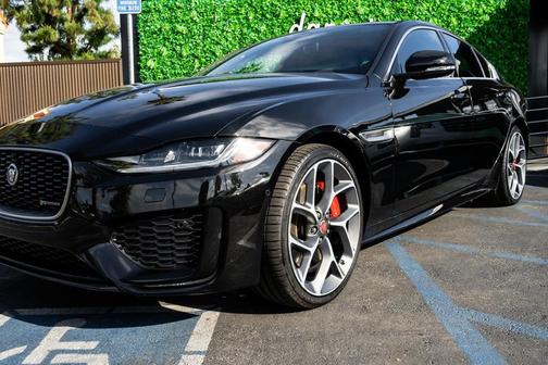 2020 Jaguar XE R-Dynamic S