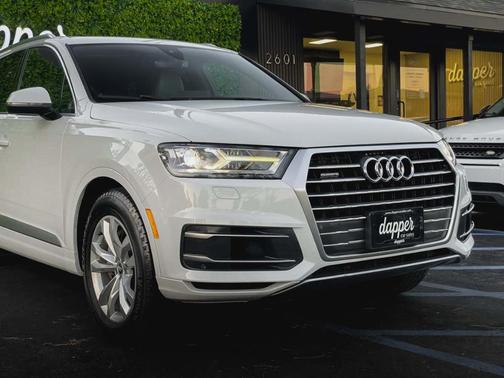 2017 Audi Q7 3.0T Premium Plus