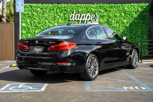 2019 BMW 530 i