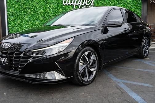 2023 Hyundai ELANTRA Limited
