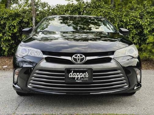 Photo 4 of 42 of 2016 Toyota Camry LE